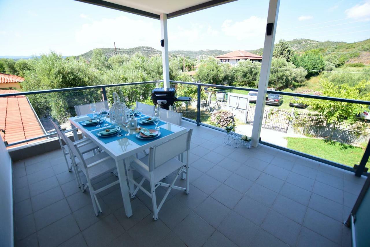 V Luxury Suites Toroni 3 Exterior foto