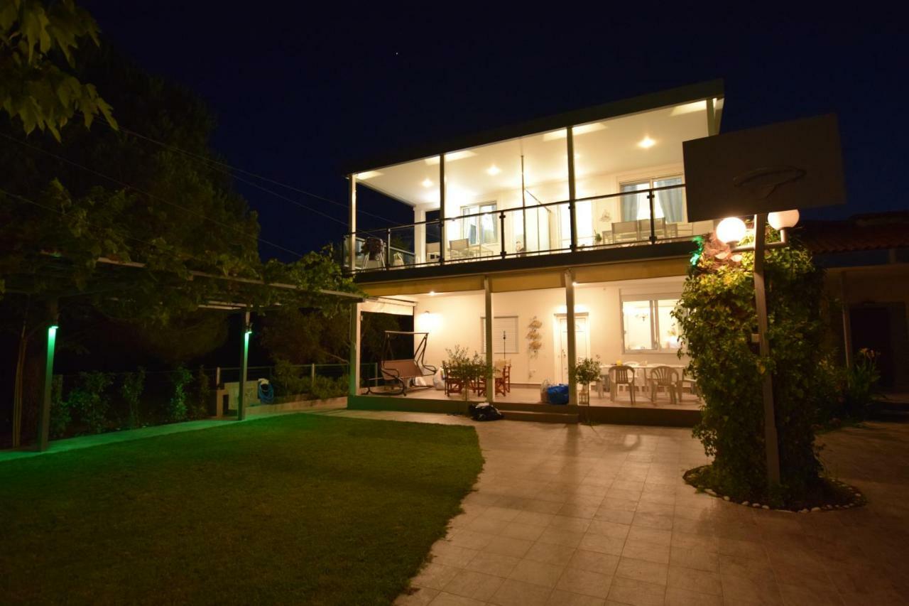 V Luxury Suites Toroni 3 Exterior foto