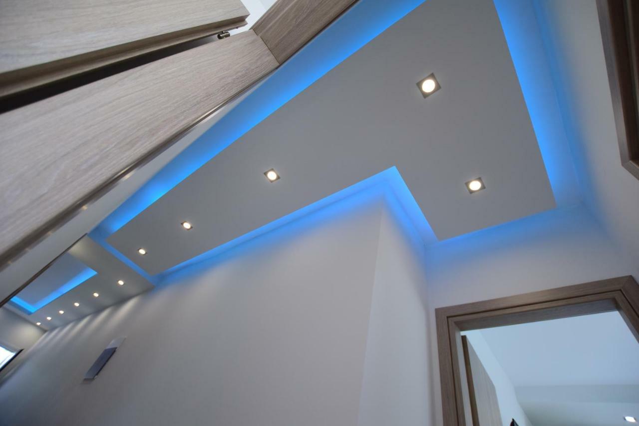 V Luxury Suites Toroni 3 Exterior foto